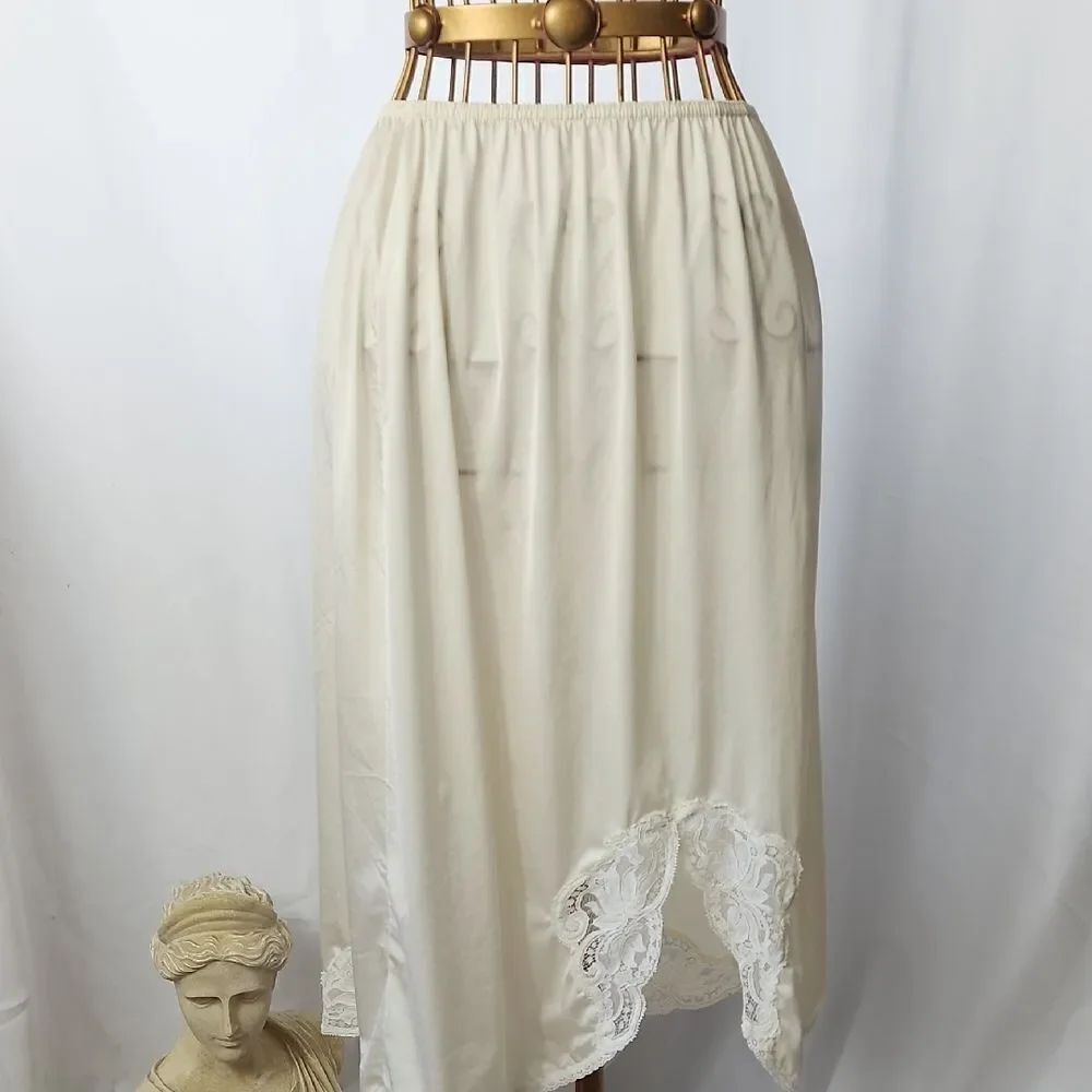 Vintage Union Made Satin & Lace Slip Size M Wonder Maid Non Cling